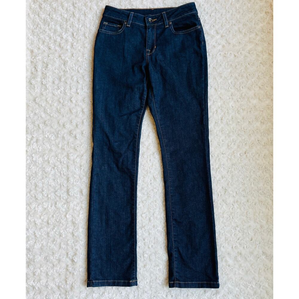 L.L. Bean Classic Favorite Fit Hi Rise Straight Dark Wash Cotton Jeans 2 NEW